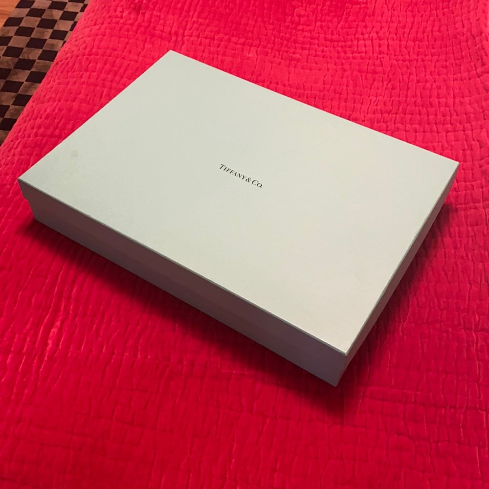 Tiffany Blanket Box